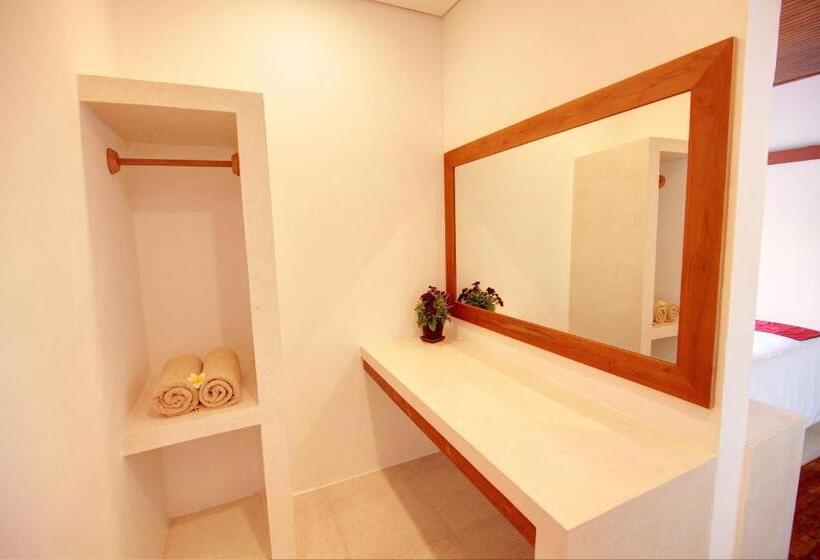 וילה עם חדר שינה אחד ובריכת שחיה, Prawiba Villa