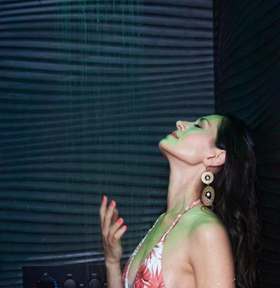 자쿠지 스위트, Al Vicolo Tre