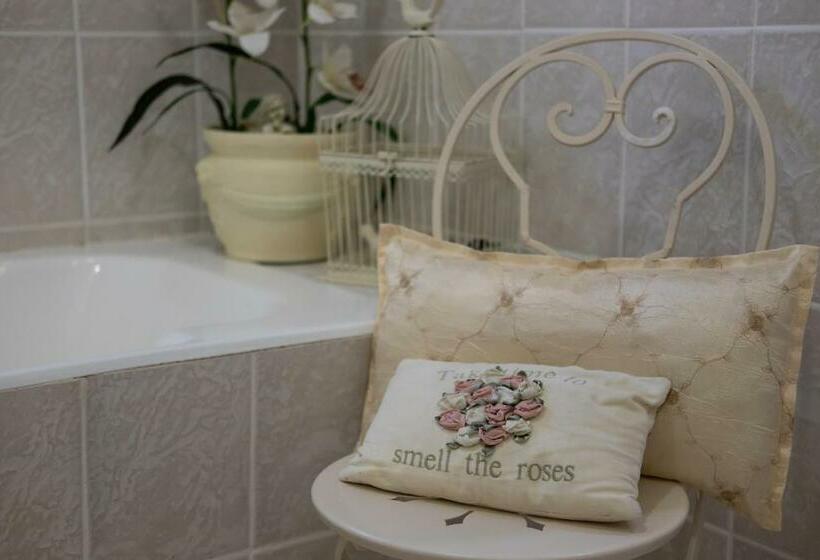 חדר סטנדרט נוף לגינה, Eight Palms