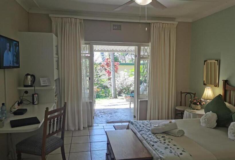 חדר סטנדרט נוף לגינה, Eight Palms