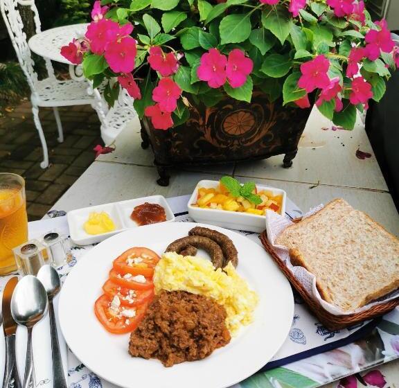 חדר סטנדרט נוף לגינה, Eight Palms