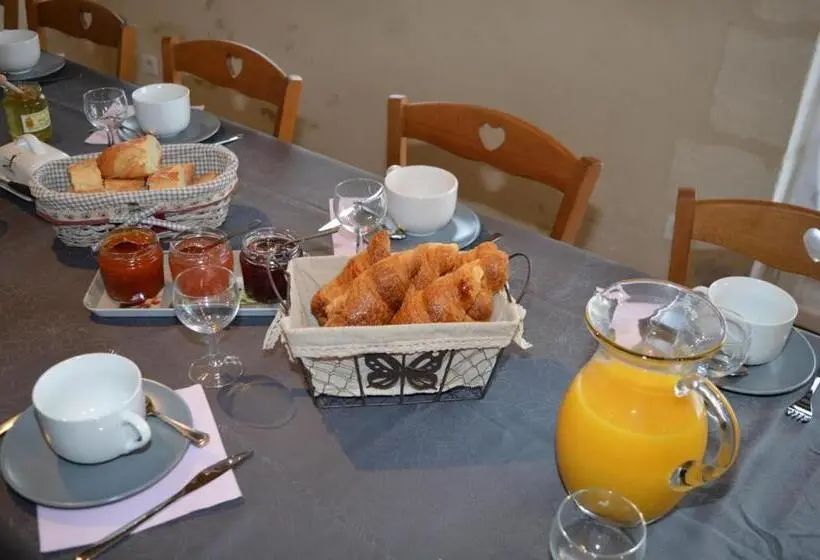 スタンダード４人部屋, La Perronière
