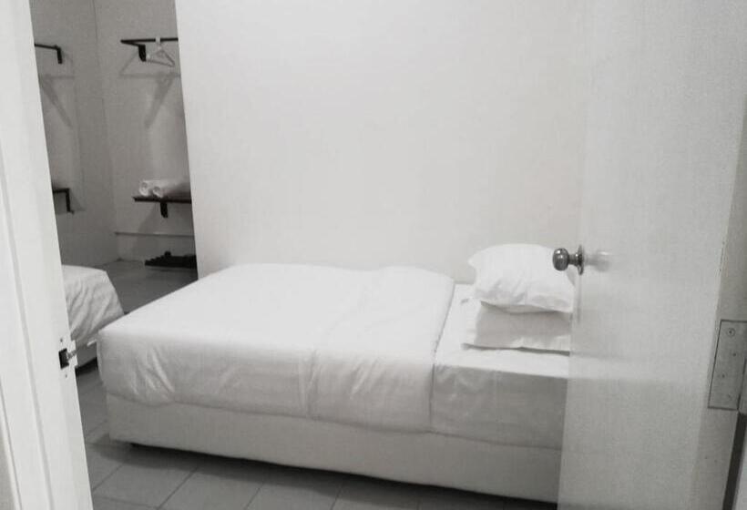 חדר סטנדרט, Ozzy Lodge Semporna