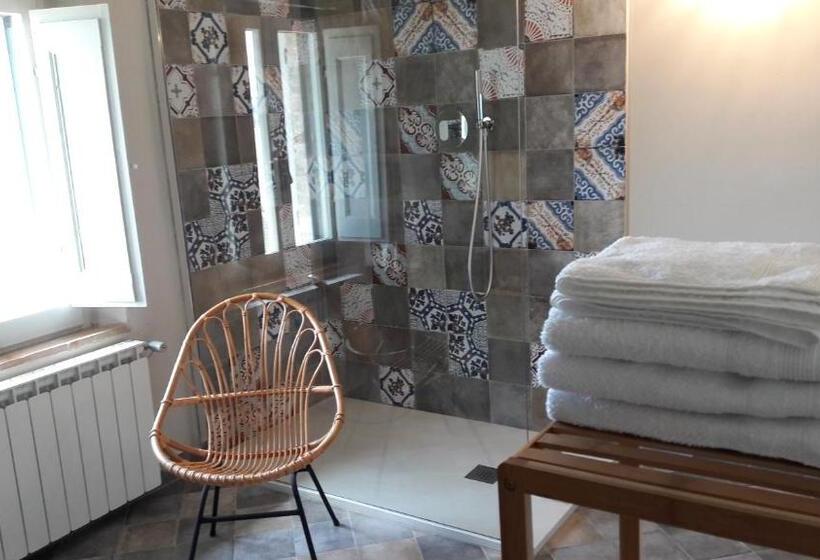 חדר דלוקס, B&b Cum Grano Salis