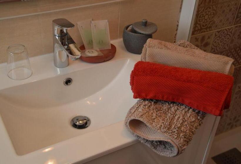 חדר סופריור, Au Fil Du Temps