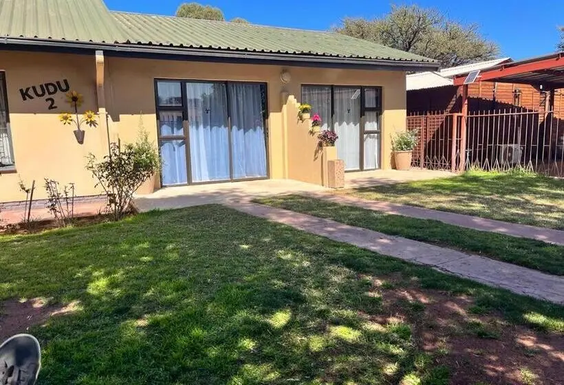 キングサイズベッドのスタンダードルーム, Kudu Cottages