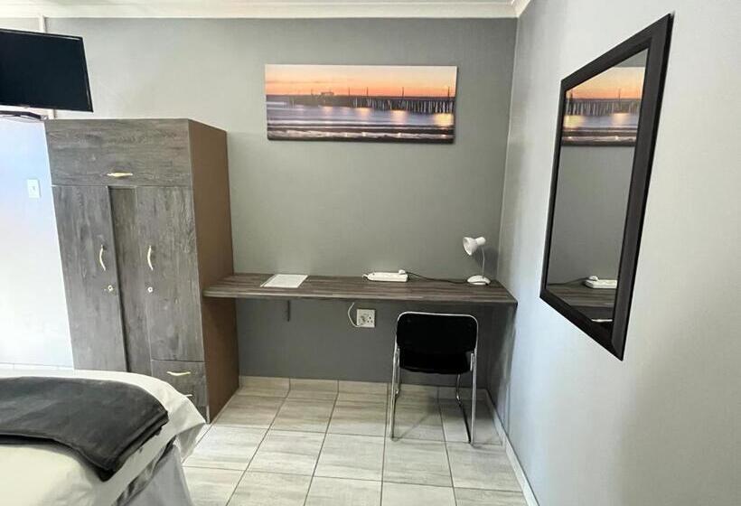 غرفة قياسية سرير كينج, Kudu Cottages