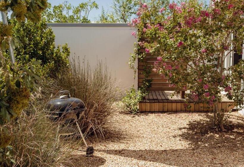 발코니가 있는 스위트, The Bean Tree