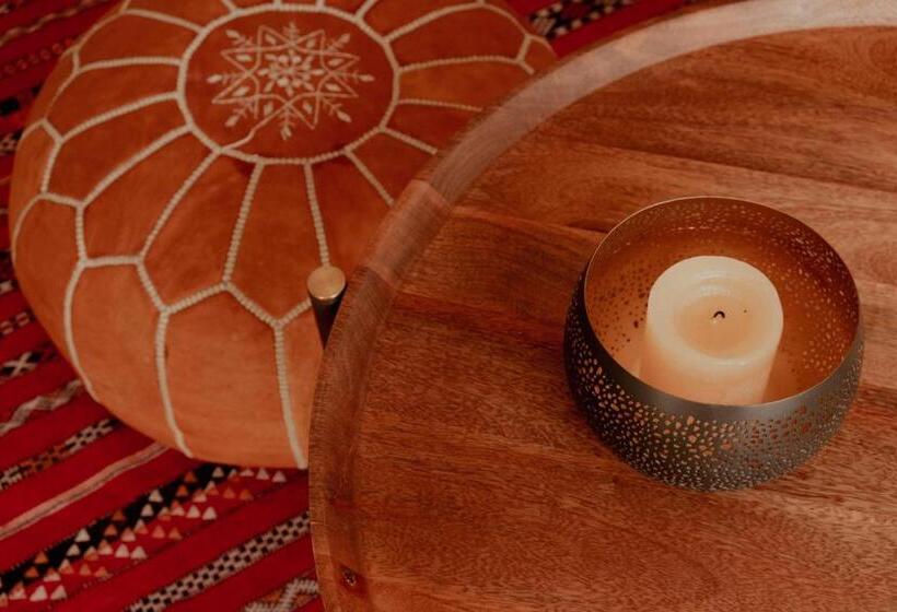 디럭스 스위트, The Bean Tree