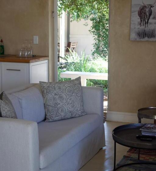 디럭스 스위트 킹 침대, The Bean Tree