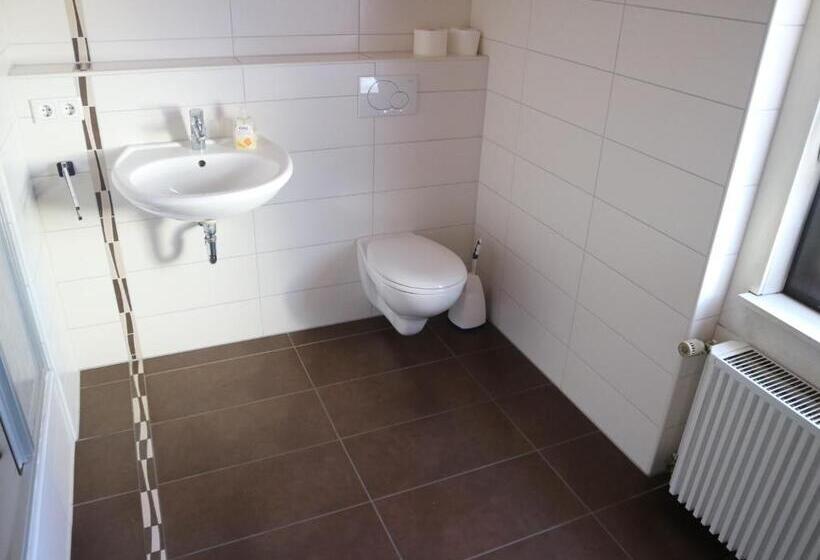 Standard room with outdoor bath, Gasthaus Schöne Aussicht