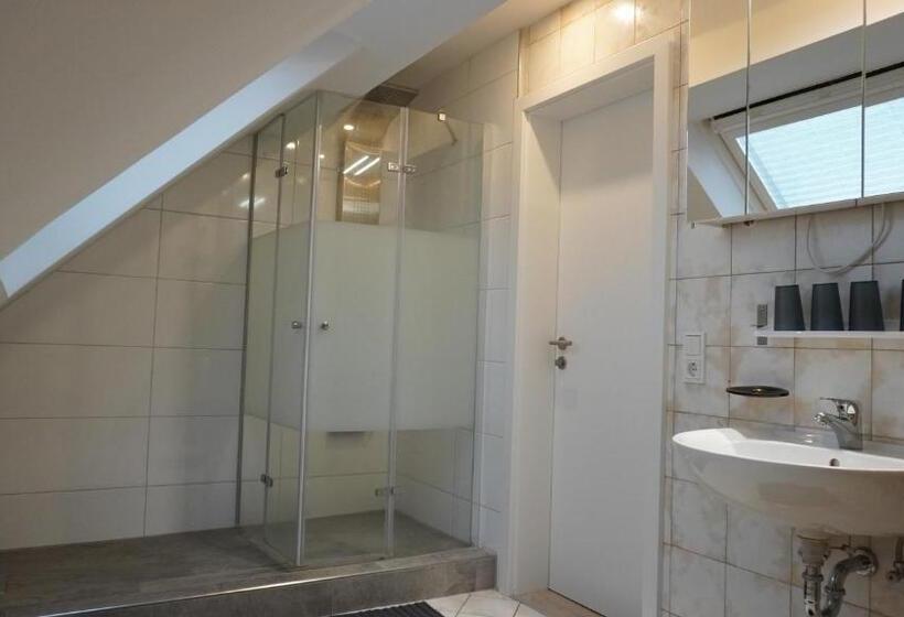 4인용 스탠다드 룸, Gasthaus Schöne Aussicht