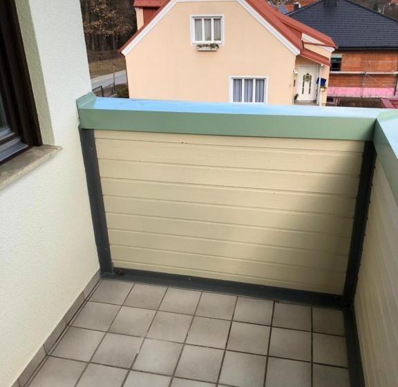 バルコニー付スイート, Haus Camelia