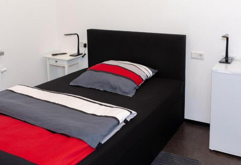 Номер Economy Индивидуальный, Zimmervermietung Dietzenbach