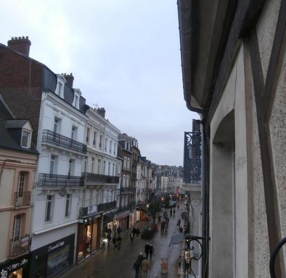 Comfort room with balcony, Au Claire De Lune