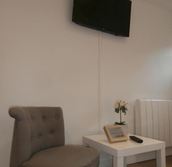 舒适型房间, Au Claire De Lune