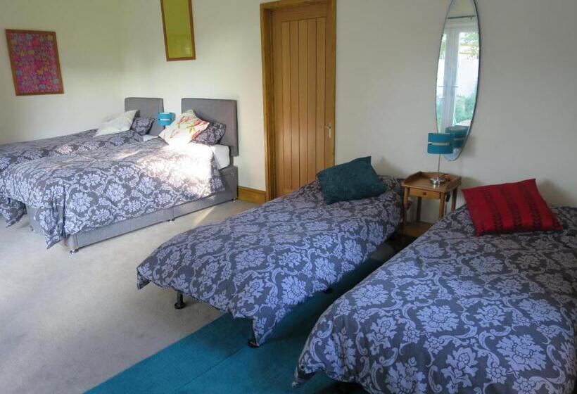 家庭间, Hill View