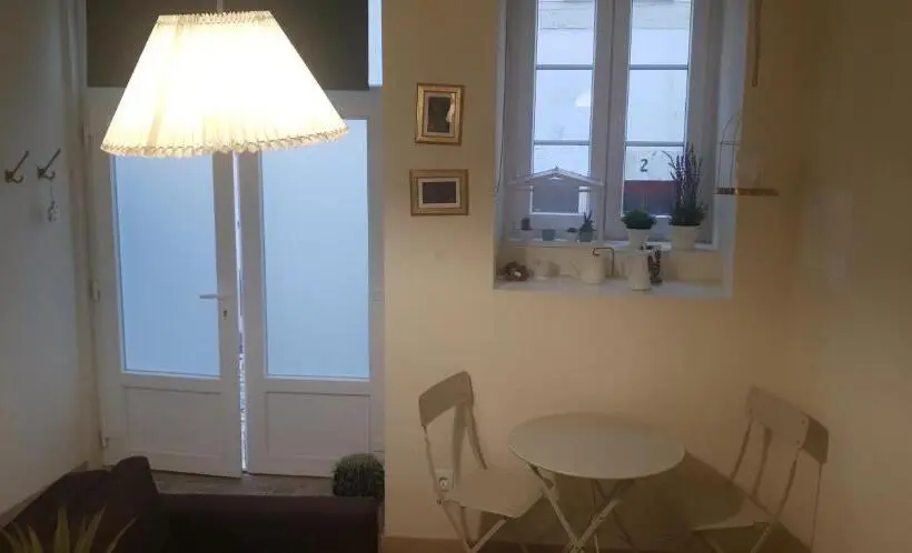 スタンダードスタジオ, Quebra Costas Rooms Torres Vedras