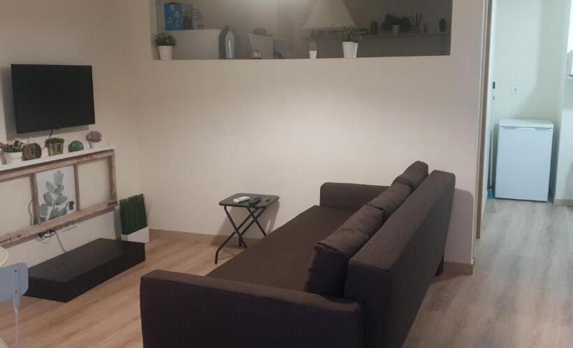 スタンダードスタジオ, Quebra Costas Rooms Torres Vedras