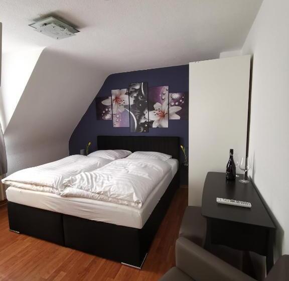 스탠다드 룸, Zur Linde