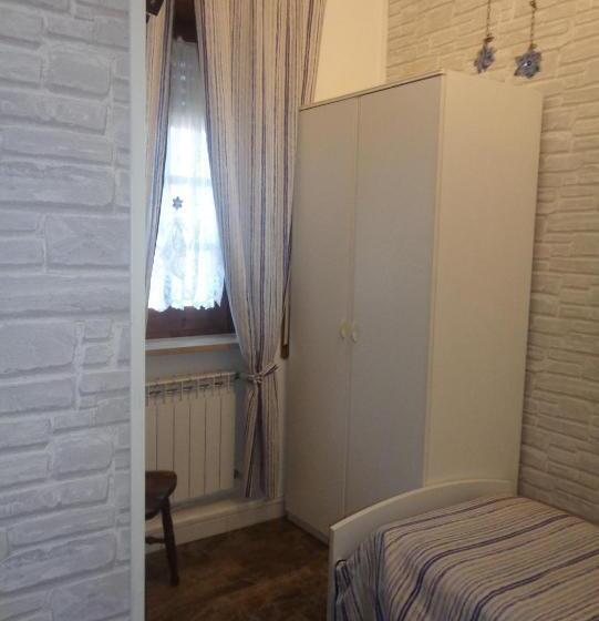 اتاق استاندارد یک نفره, Abacab