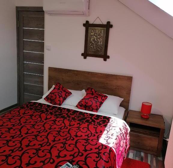 スタンダードルーム, Rasnov Retreat