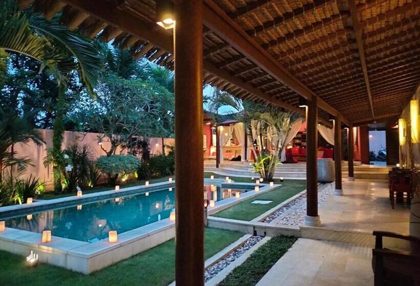 غرفة قياسية مطلّة علي الحديقة, Villa Pilou Boutique