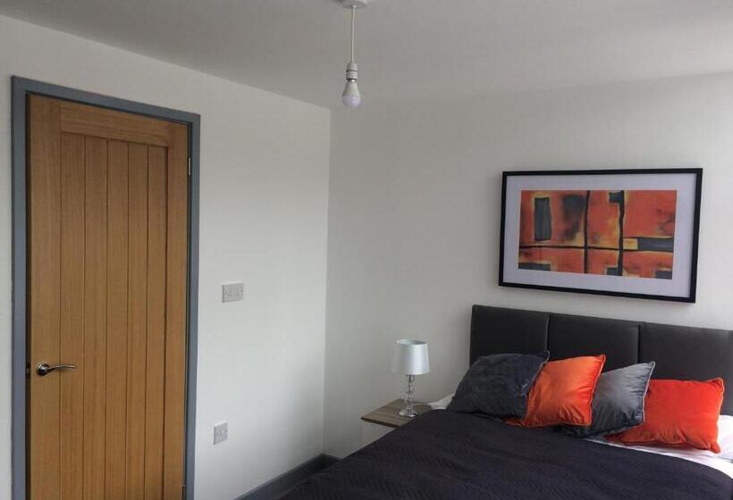 غرفة قياسية فردية, Opal Bank