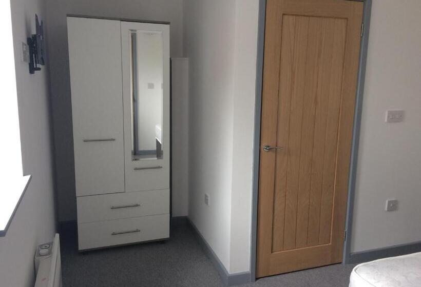 غرفة قياسية فردية, Opal Bank