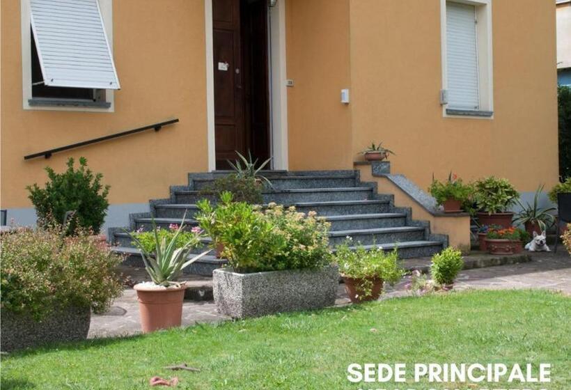 חדר משפחתי, La Casa Di Tino