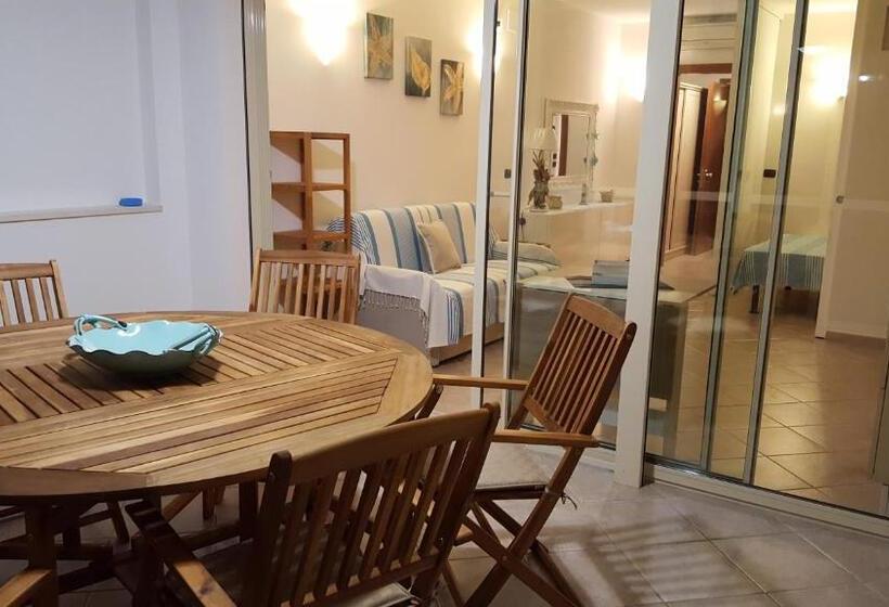 إستوديو قياسى مطل على البحر, Residenza  Verde Blu