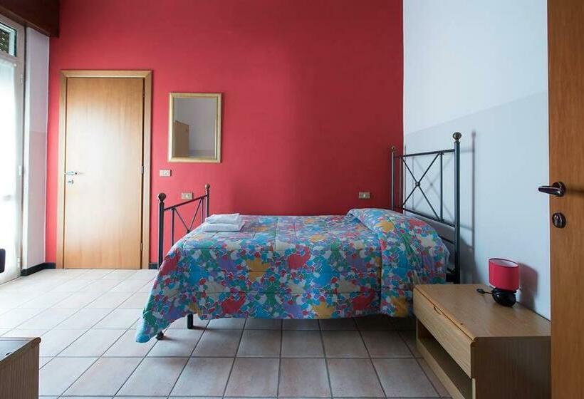 חדר סטנדרט יחיד, Albergo La Rovere