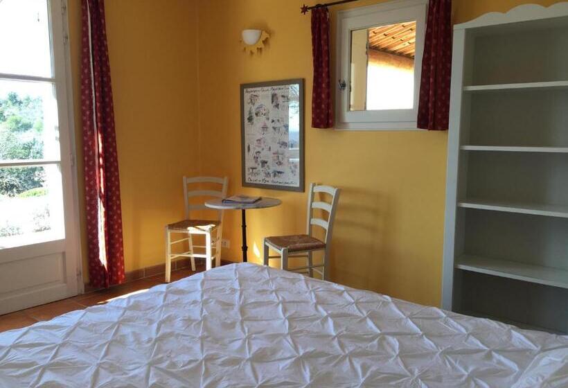 חדר סטנדרט עם טרסה, Au Pied Du Ventoux