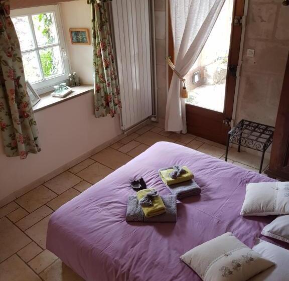 חדר משפחתי, Le Chat Courant