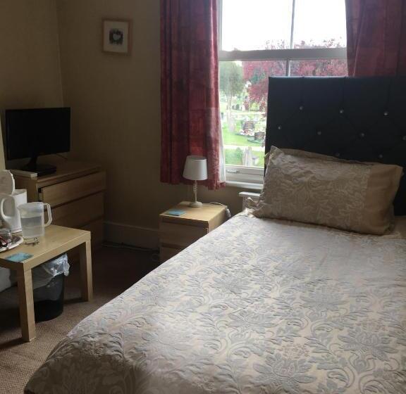 스탠다드 싱글 룸 공동욕실, The Townhouse B And B