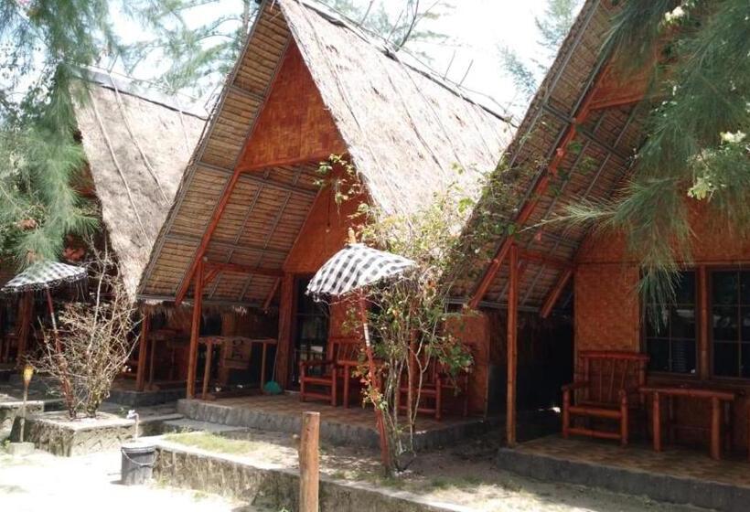 带花园景观的标准洋房, Madu Tiga Beach And Resort