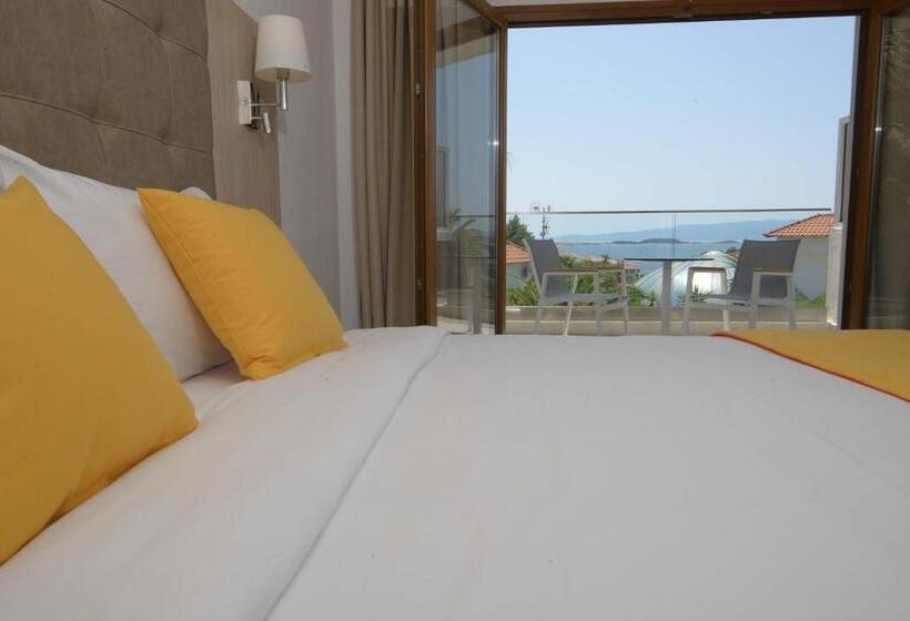 Номер Дюплекс, Aristoteles Holiday Hotel And Spa