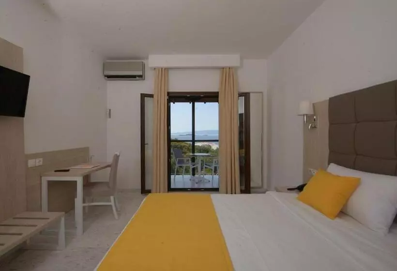 ガーデンビュースタンダードルーム, Aristoteles Holiday Hotel And Spa