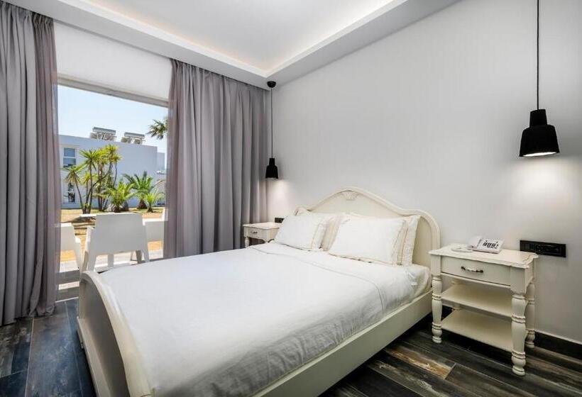 トリプルクラシックルーム, Diamond Boutique Hotel