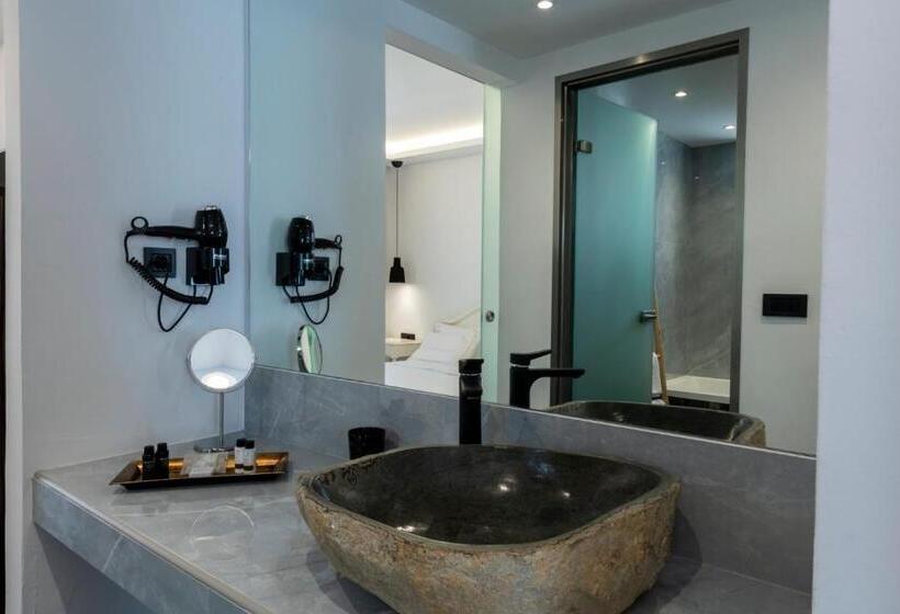 デラックスファミリールーム, Diamond Boutique Hotel