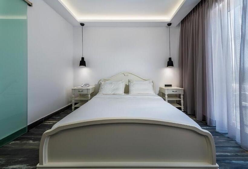 デラックスファミリールーム, Diamond Boutique Hotel