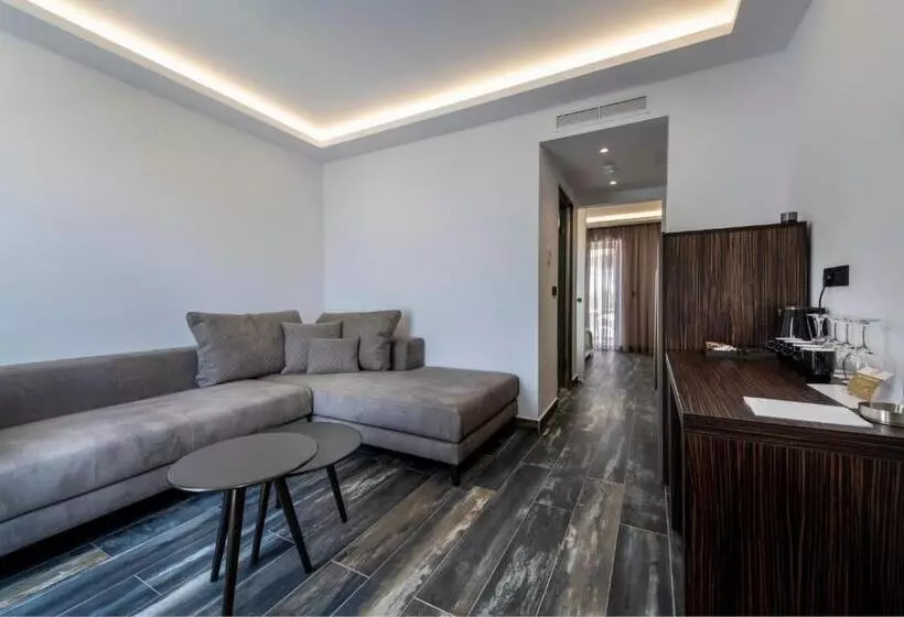 اتاق لوکس خانوادگی, Diamond Boutique Hotel