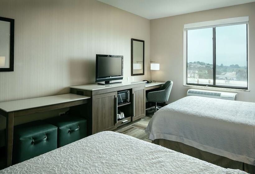 スタンダードルーム, Hampton Inn & Suites Arroyo Grande Pismo Beach Area