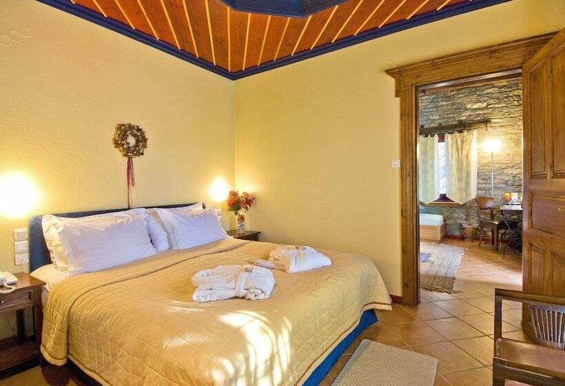 סוויטת ג'וניור עם טרסה, Anovolios Boutique