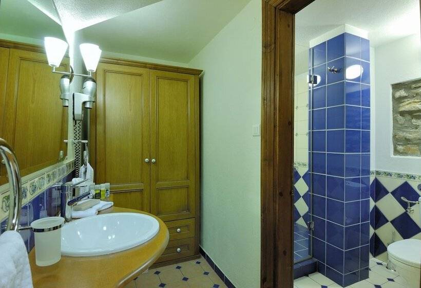 חדר דופלקס, Anovolios Boutique