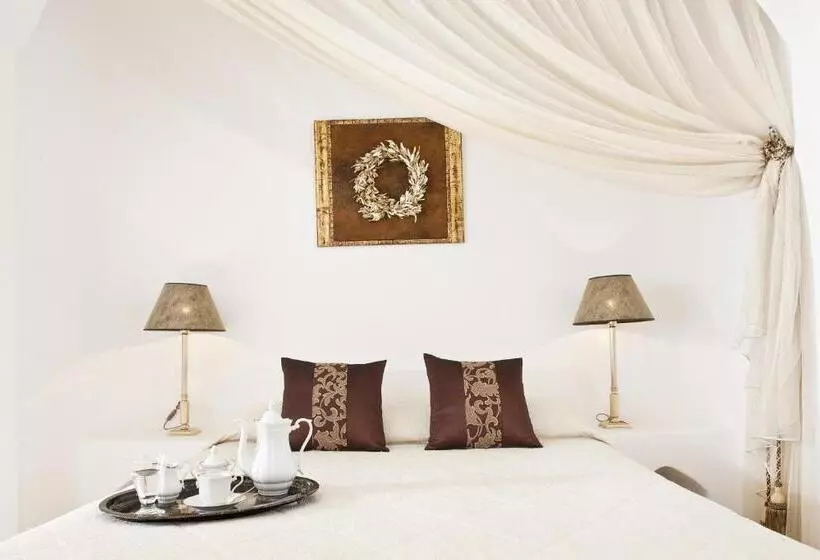 اتاق سوپریور با چشم‌انداز, Avianto Suites