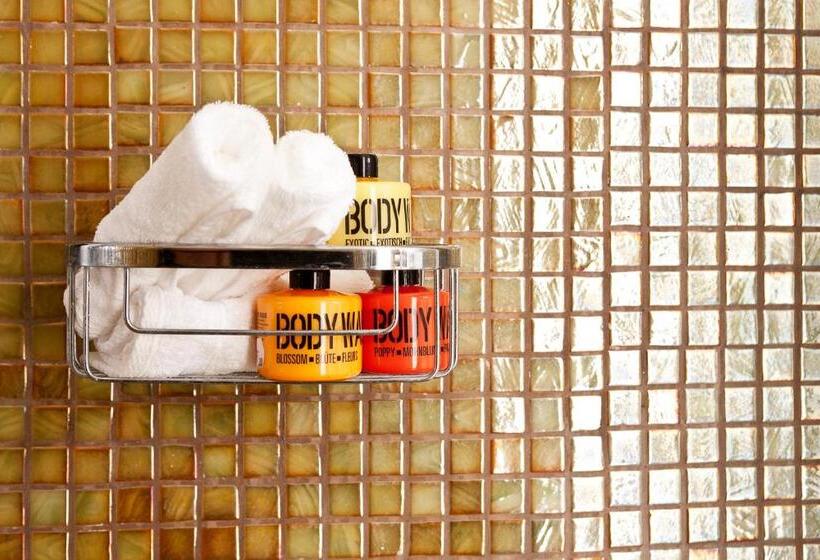 景色の見えるスーペリアルーム, Avianto Suites