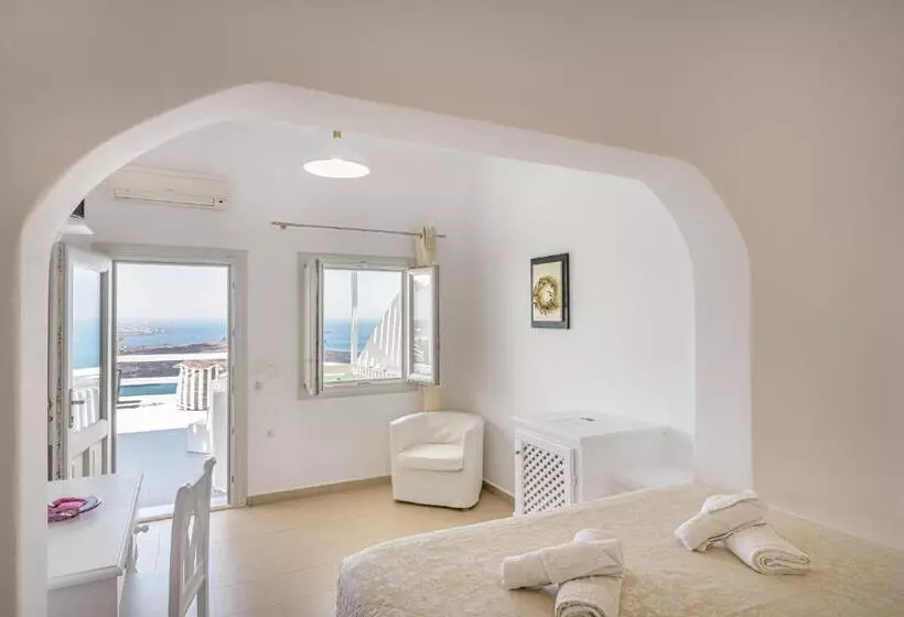 سوئیت جونیور با چشم‌انداز, Avianto Suites