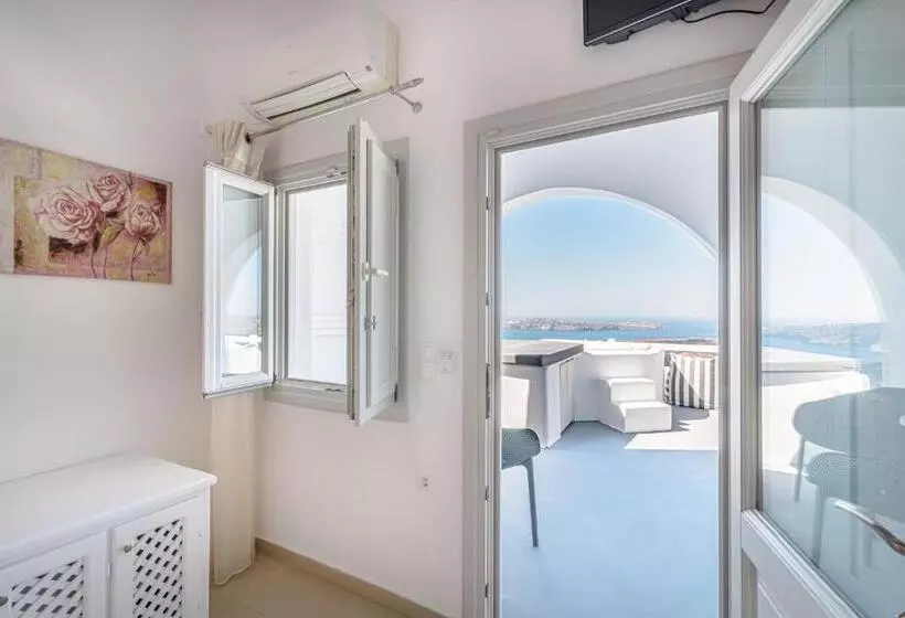 سوئیت جونیور با چشم‌انداز, Avianto Suites