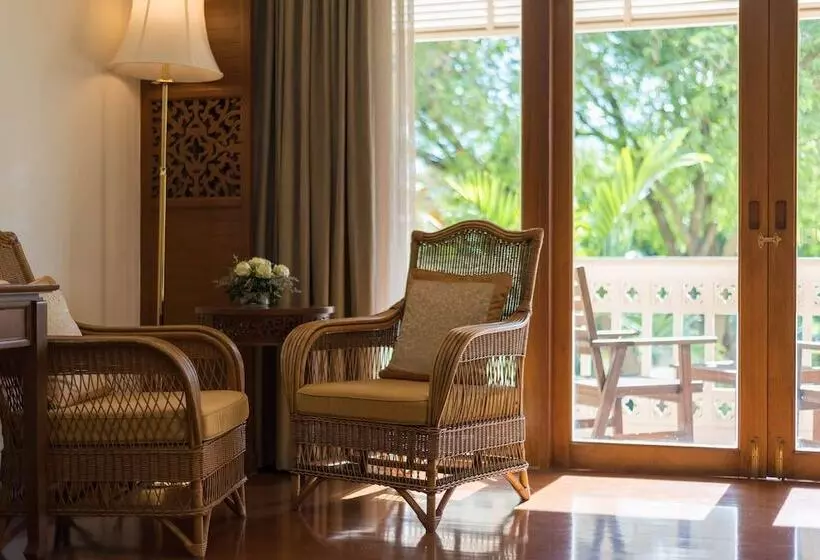 اتاق سوپریور با چشم‌انداز باغ, Dheva Mantra Resort